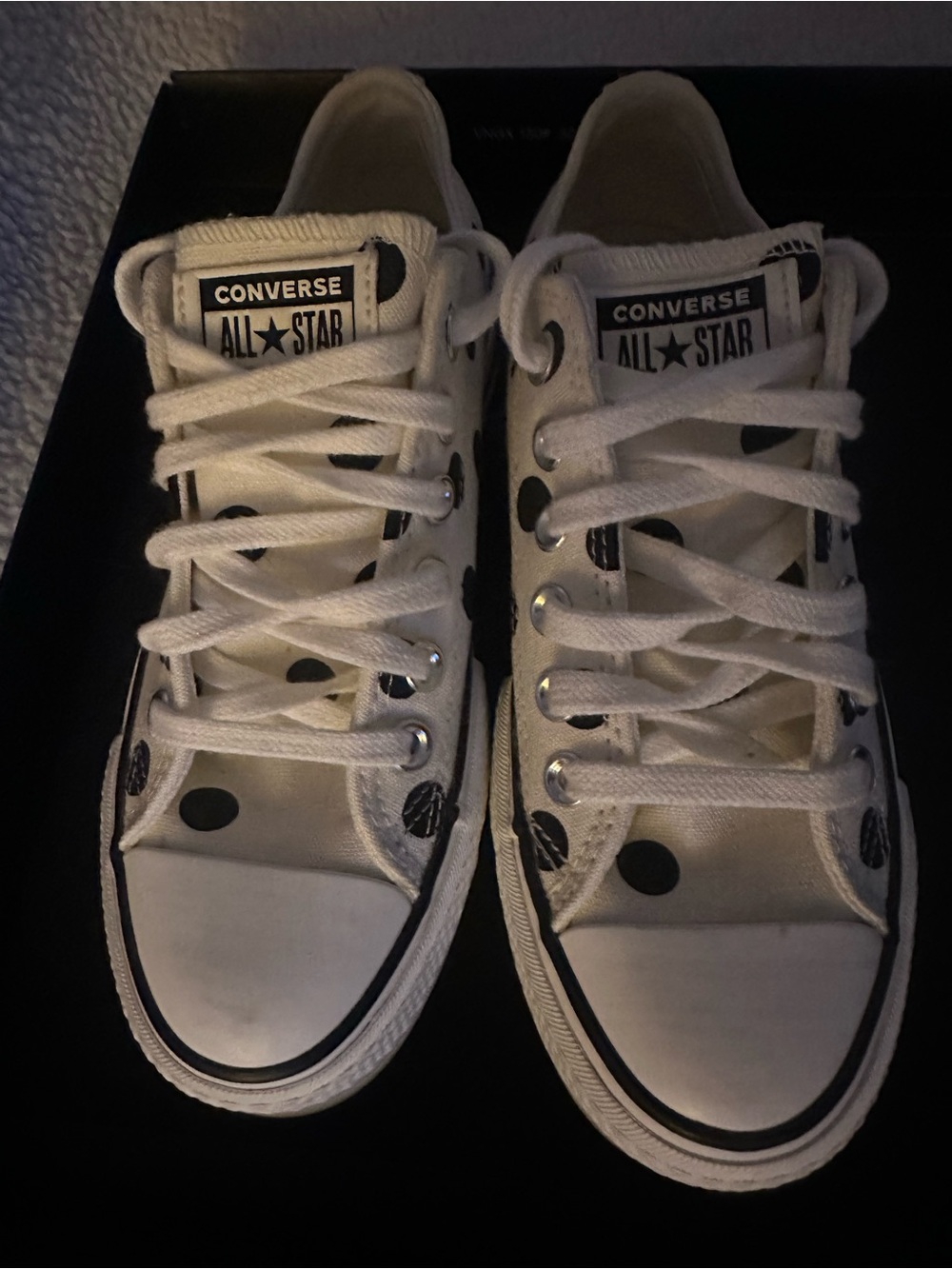 Converse Kids White Low Top Sneakers with Black Polka Dots